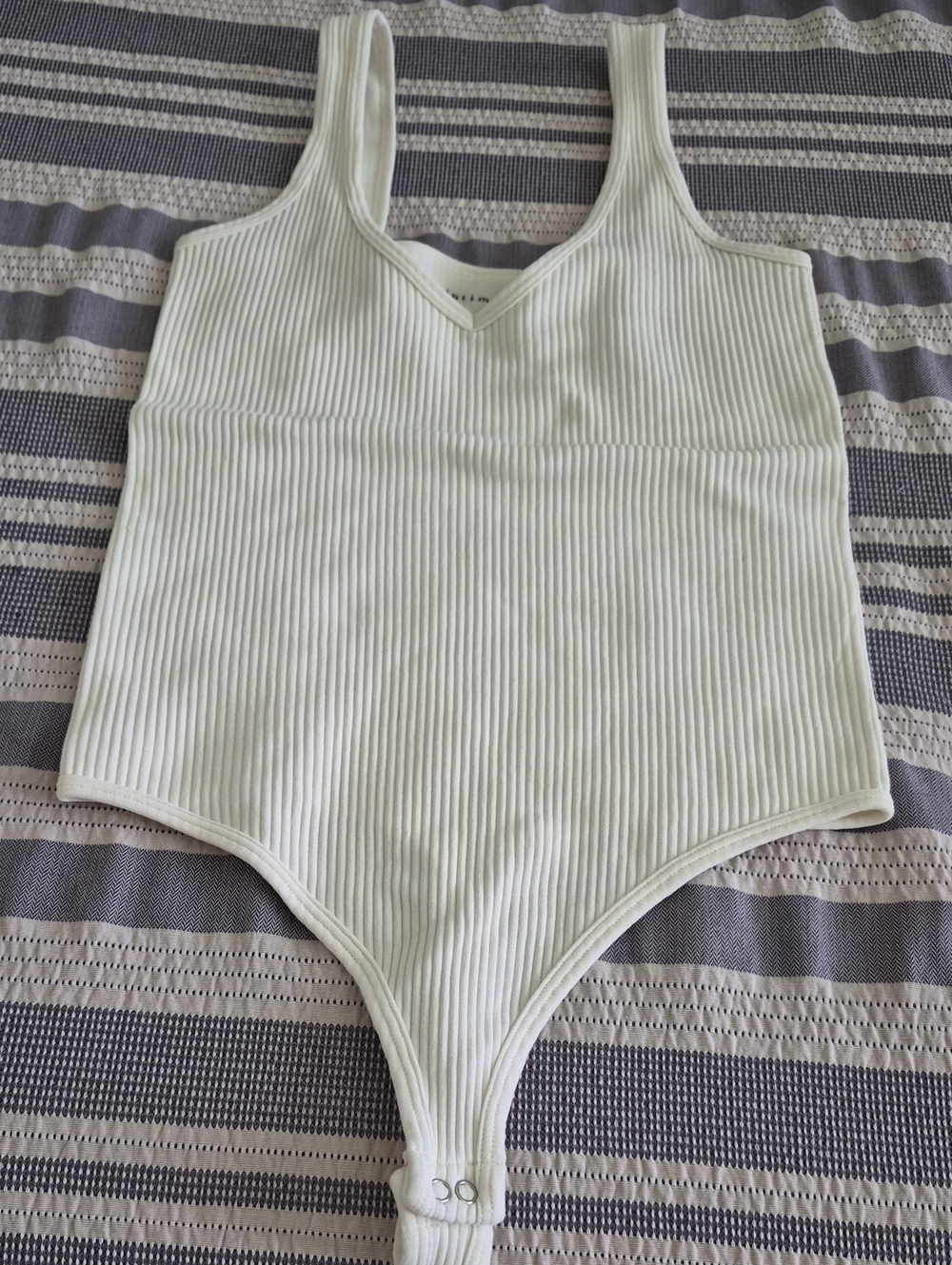 Ribbed V-Neck Bodysuit in Cream